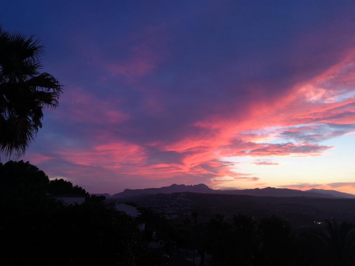 La Madrugada - Luxury Moraira Villa With Sea Views And Private Heated Pool Eksteriør bilde