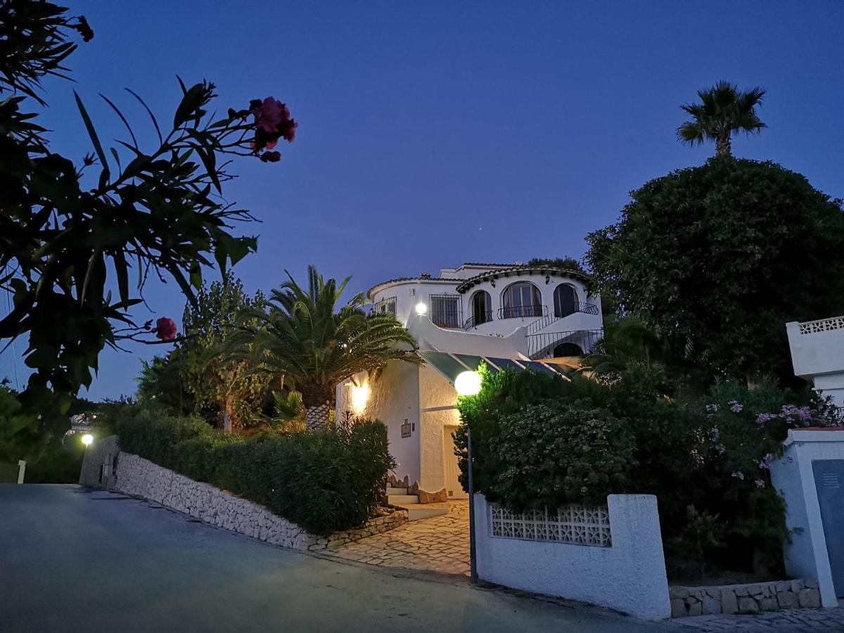 La Madrugada - Luxury Moraira Villa With Sea Views And Private Heated Pool Eksteriør bilde